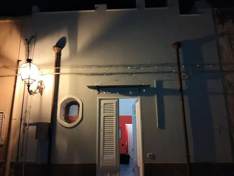 Feriehus Dammuso Soleluna. Terrasini