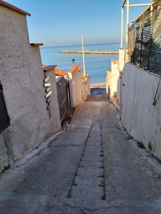 Dammuso Soleluna. Terrasini